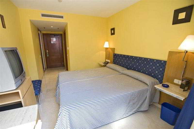 Iraipe Logrono Hotel Exterior foto